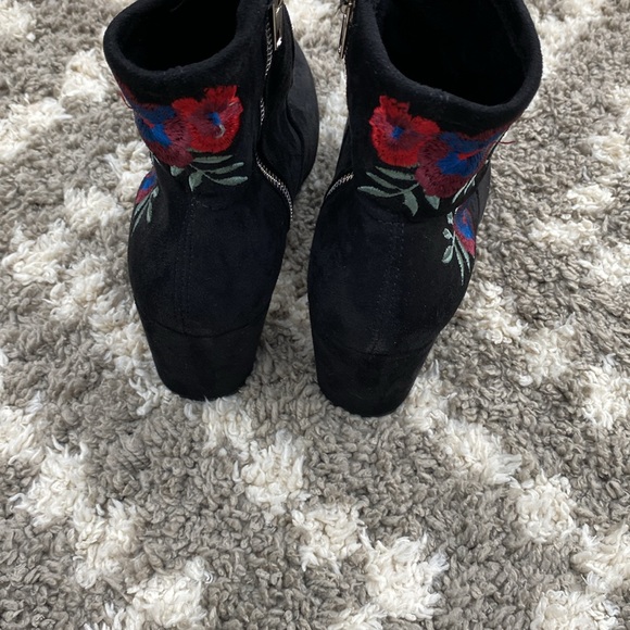 Rose boots size 8 Black fashion boots ankle boots faux suede - Picture 10 of 12